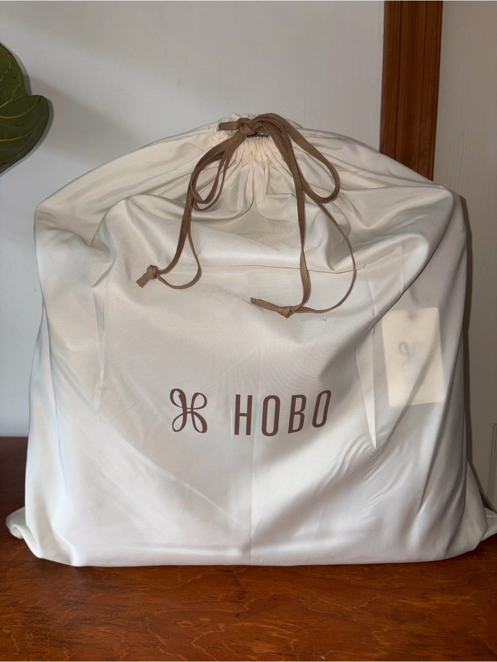 HOBO Sheila Women's Leather Tote Bag - Picture 9 of 14